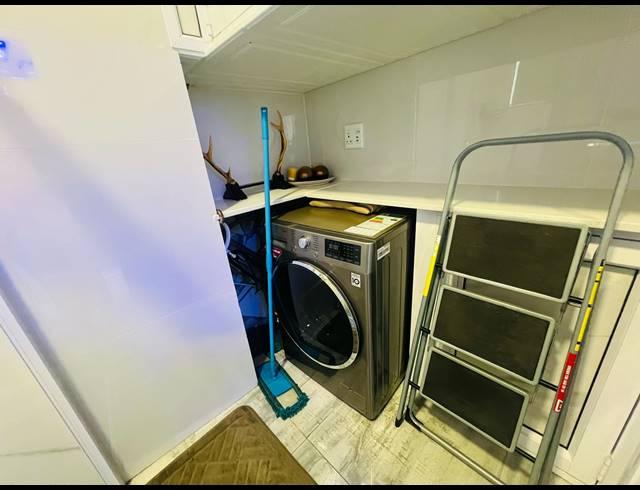 1 BEDROOM APARTMENT FOR SALE IN SOUTH BEACH